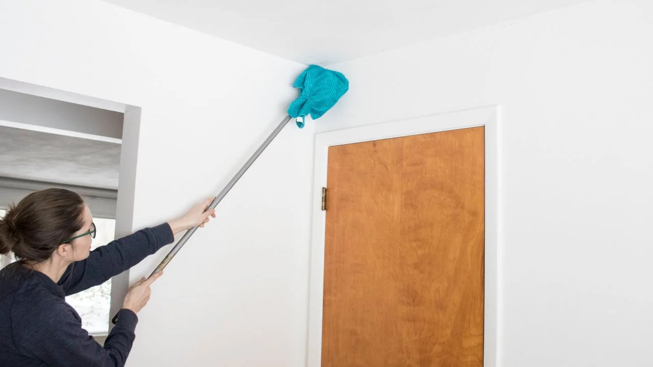 What to clean walls with?